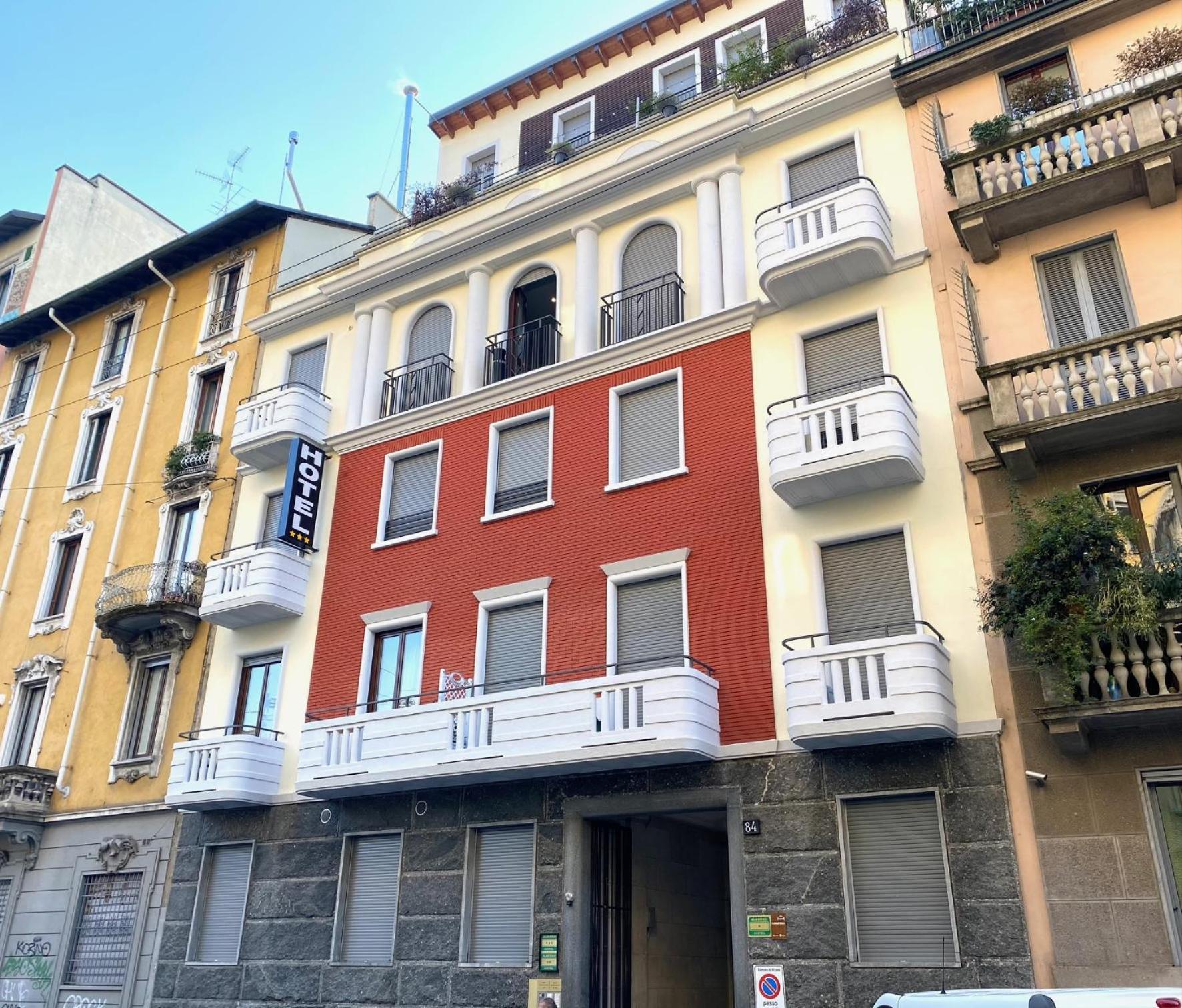 Golden Milano Hotel Exterior photo